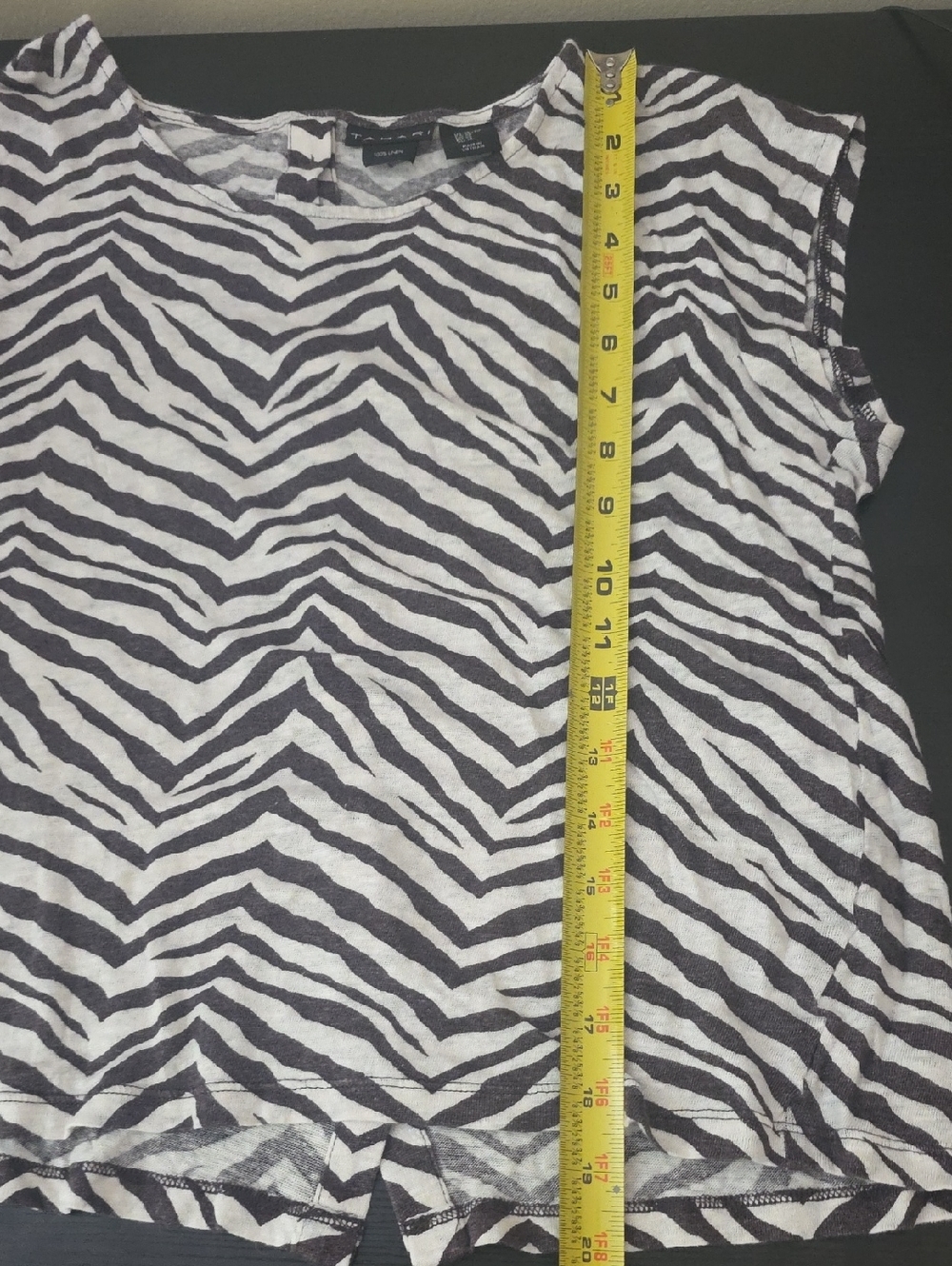 Tahari Linen Boxy Brown and White Short Sleeve Tee - Picture 6 of 6